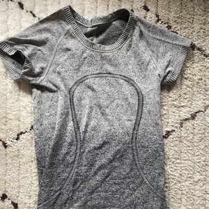 Lululemon Swiftly Tech Short Sleeve